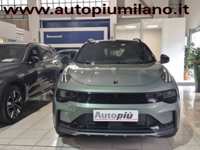 Lynk & Co 01 01 1.5 td phev More auto (5)