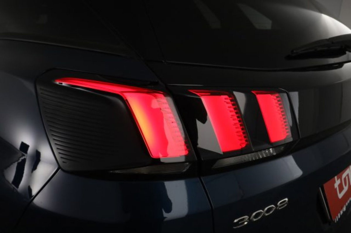 Peugeot 3008 PureTech Turbo 130 S&S Allure Pack (10)