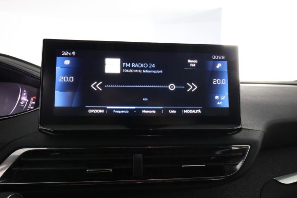 Peugeot 3008 PureTech Turbo 130 S&S Allure Pack (11)