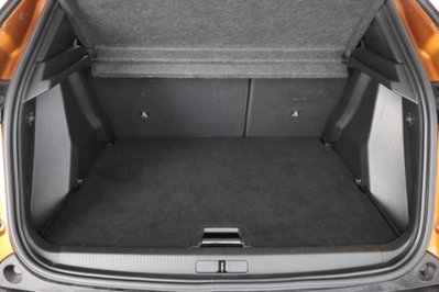 Peugeot 2008 PureTech 100 S&S Allure (6)