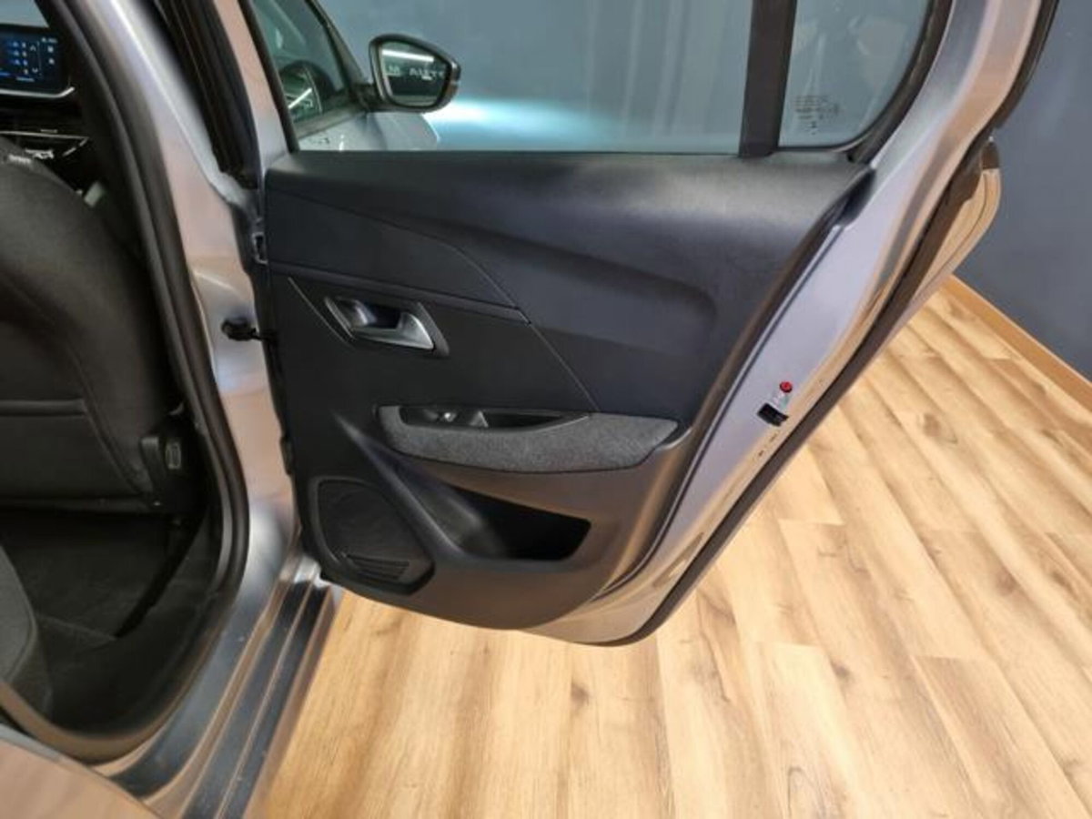 Peugeot 208 1.2 puretech Active s&s 100cv (16)