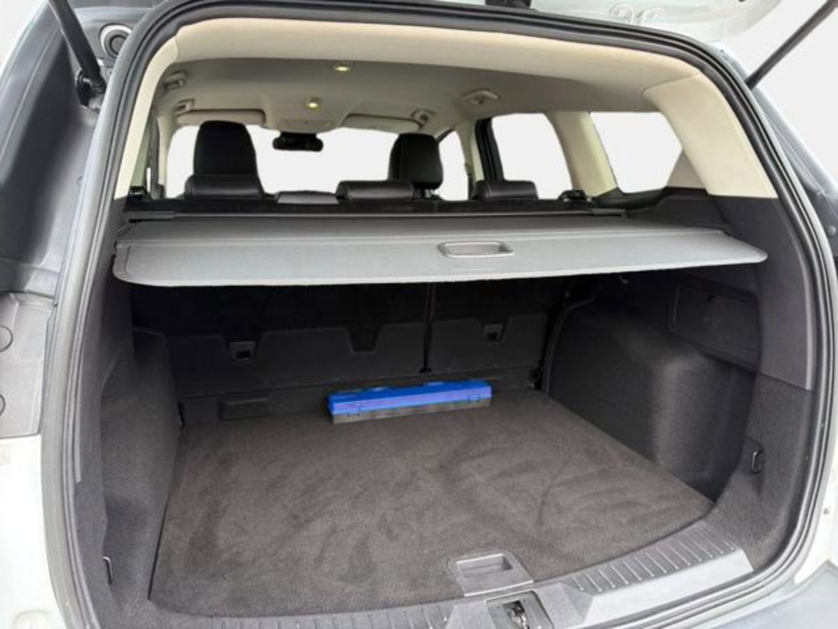 Ford Kuga 1.5 EcoBoost 120 CV 2WD Titanium (14)