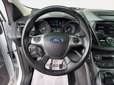 Ford Kuga 1.5 EcoBoost 120 CV 2WD Titanium (8)
