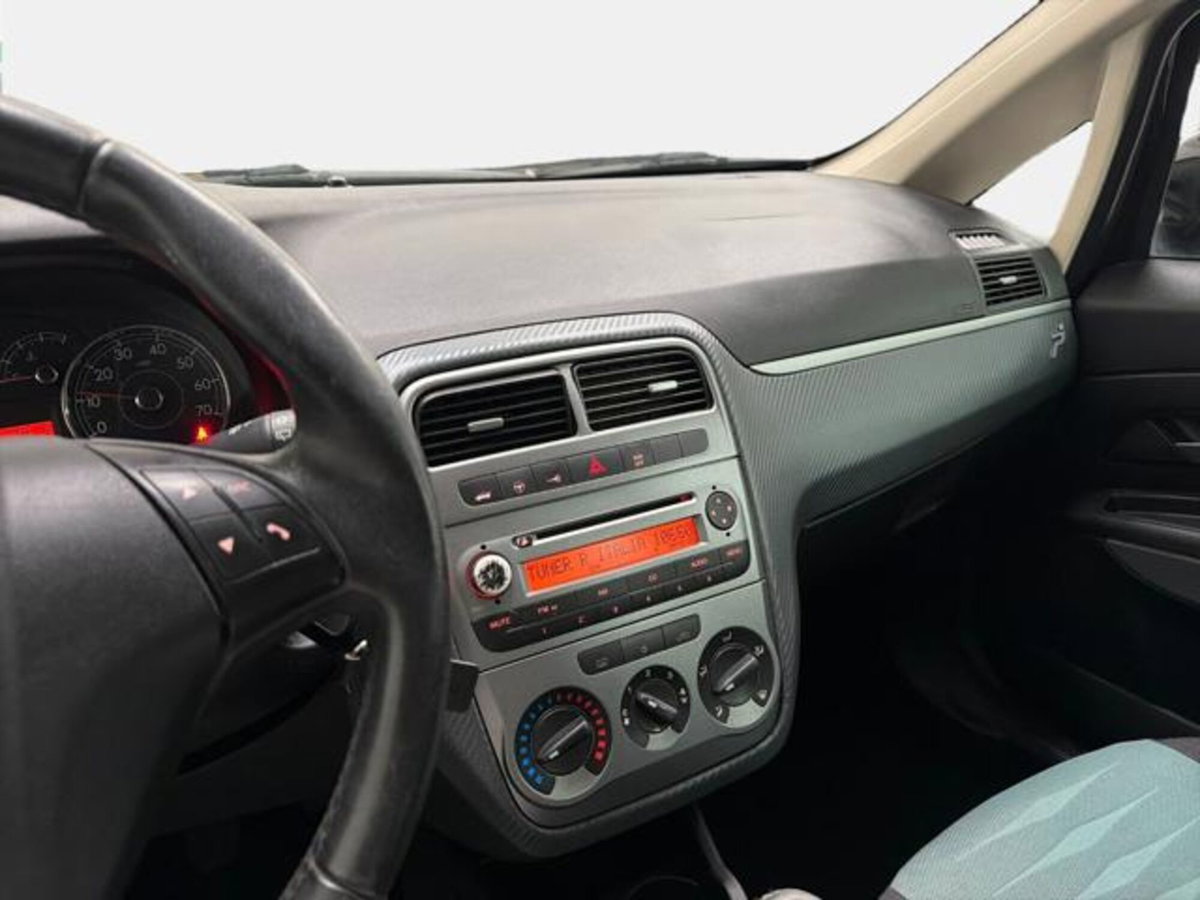 Fiat Grande Punto 1.2 5 porte Actual (11)