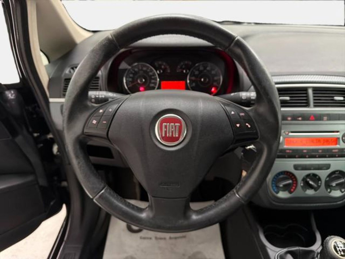 Fiat Grande Punto 1.2 5 porte Actual (8)