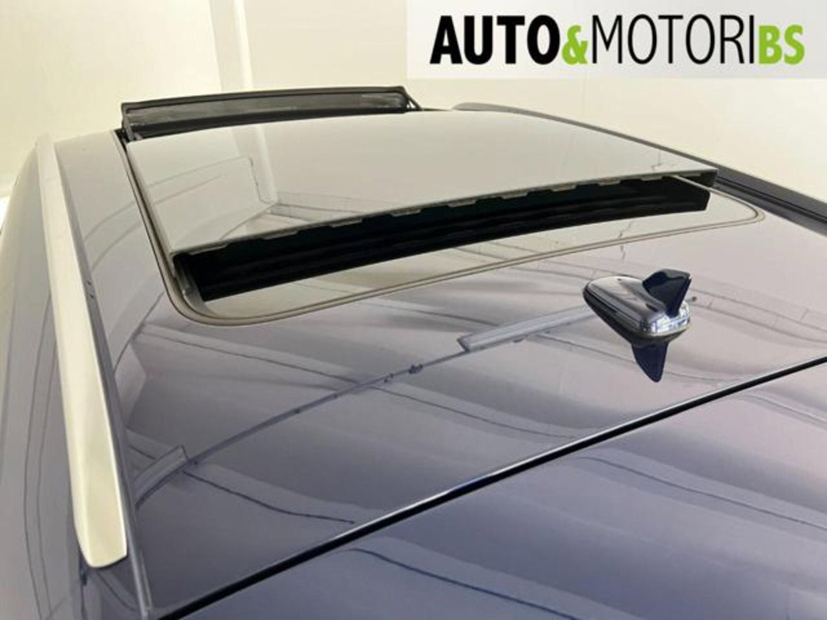 Audi Q5 40 TDI quattro S tronic Business Sport (15)