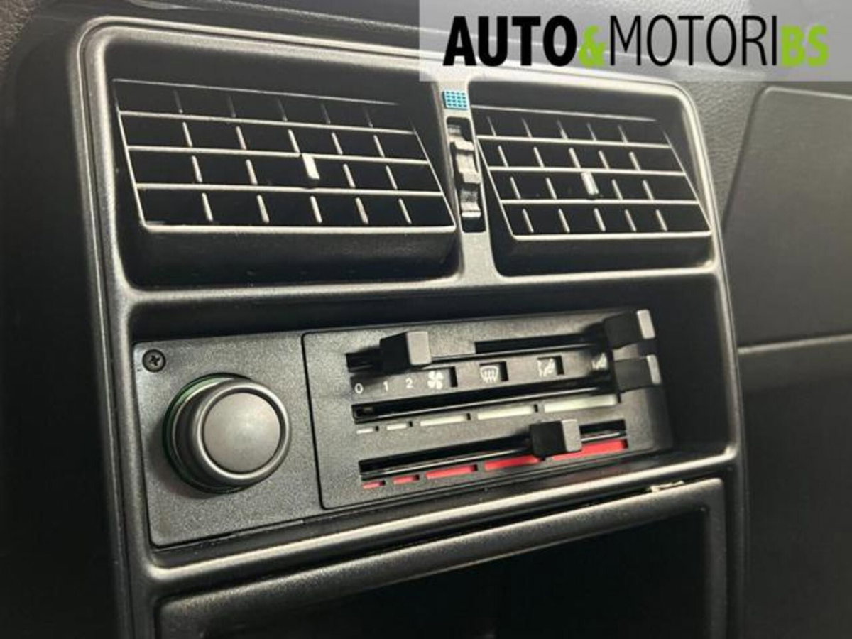 Fiat Uno 60 Selecta 3 porte S (13)