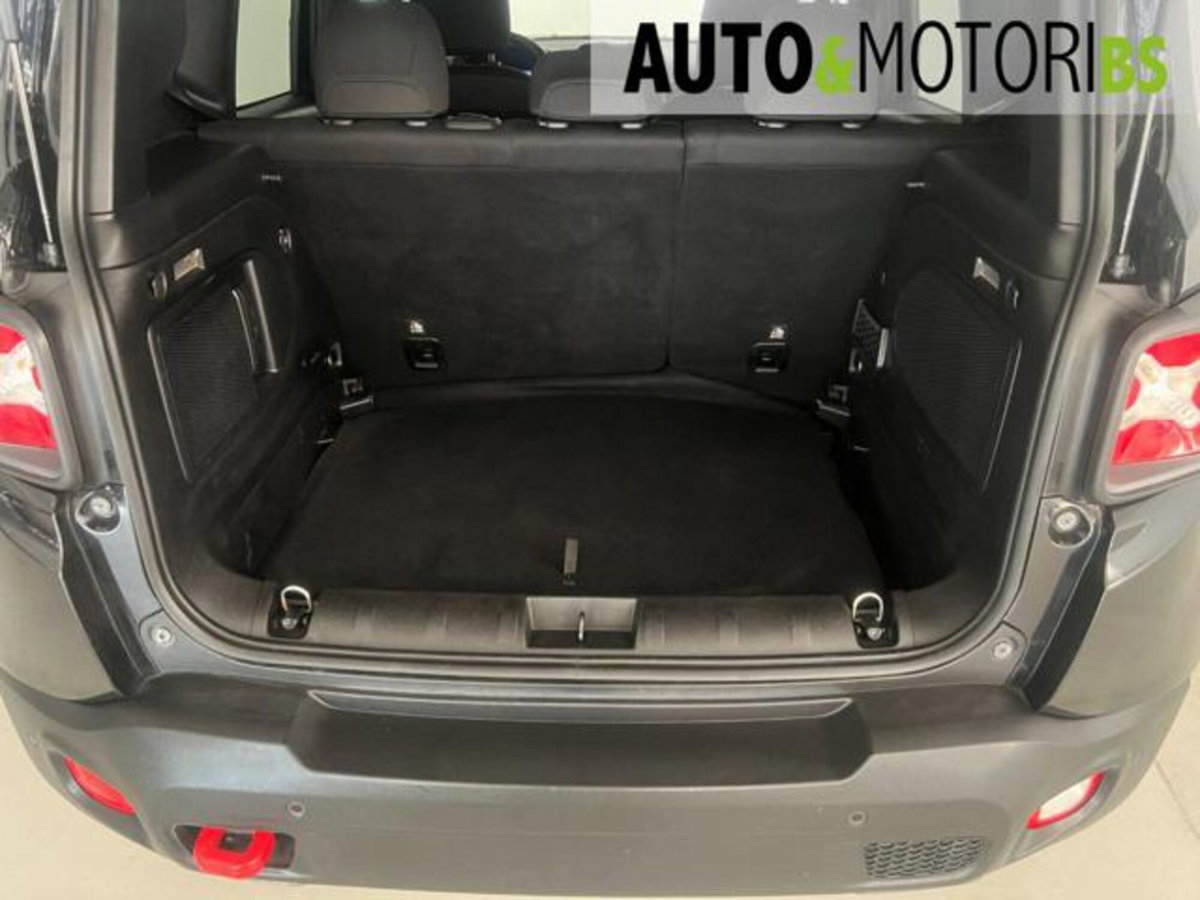 Jeep Renegade 2.0 Mjt 170CV 4WD Active Drive Low Trailhawk (17)