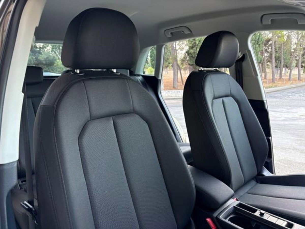 Audi Q3 35 TDI quattro S tronic Business Advanced (10)