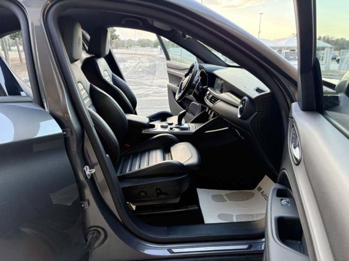 Alfa Romeo Stelvio Stelvio 2.2 Turbodiesel 190 CV AT8 Q4 Sprint (9)
