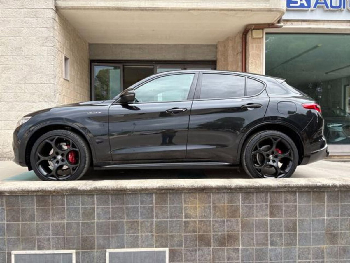 Alfa Romeo Stelvio Stelvio 2.2 Turbodiesel 210 CV AT8 Q4 Veloce (8)