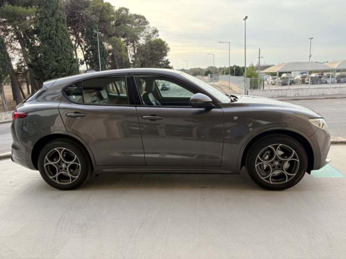 Alfa Romeo Stelvio Stelvio 2.2 Turbodiesel 210 CV AT8 Q4 Ti (4)