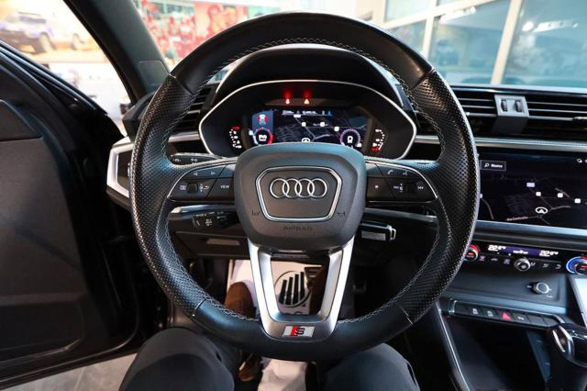 Audi Q3 35 2.0 tdi s-tronic (20)