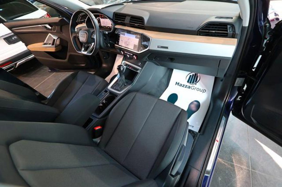 Audi Q3 35 2.0 tdi s-tronic (15)