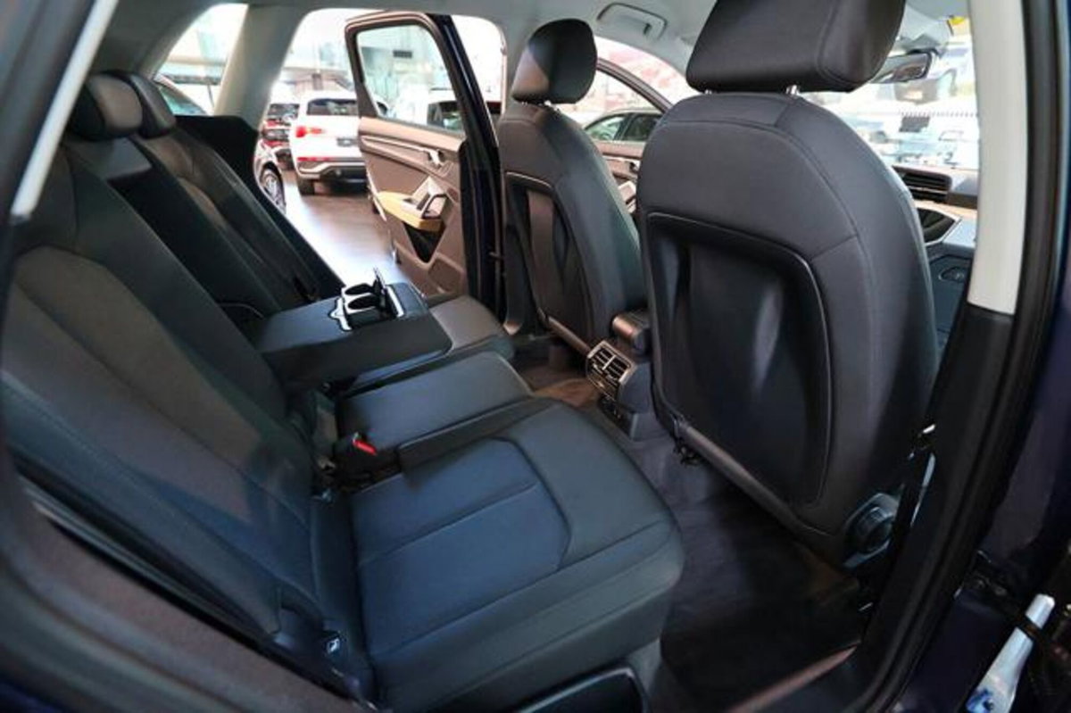Audi Q3 35 2.0 tdi s-tronic (18)
