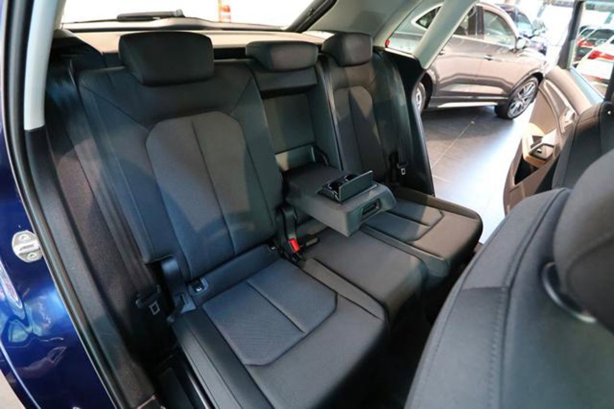 Audi Q3 35 2.0 tdi s-tronic (19)