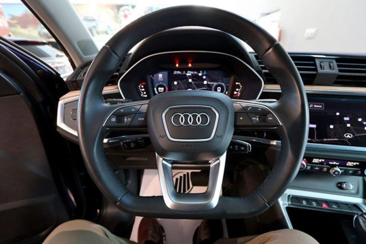 Audi Q3 35 2.0 tdi s-tronic (20)