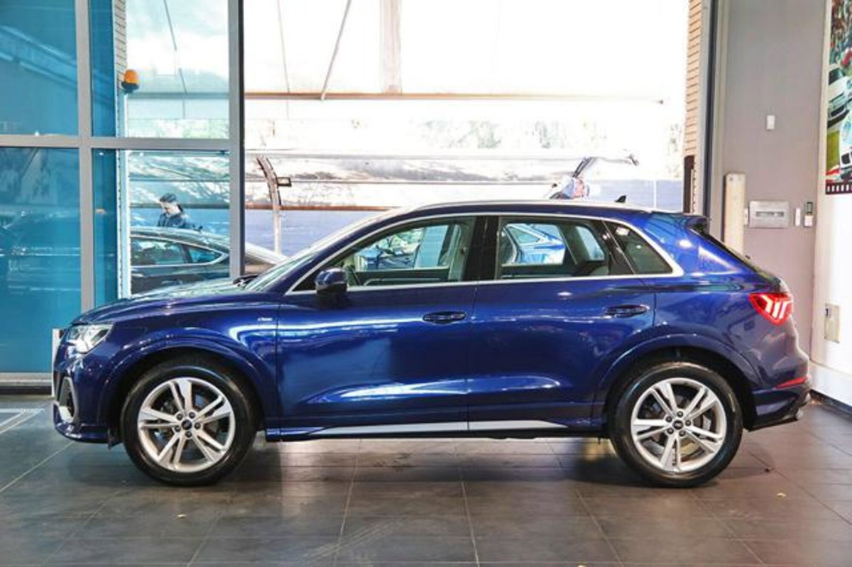 Audi Q3 35 2.0 tdi s-tronic (3)