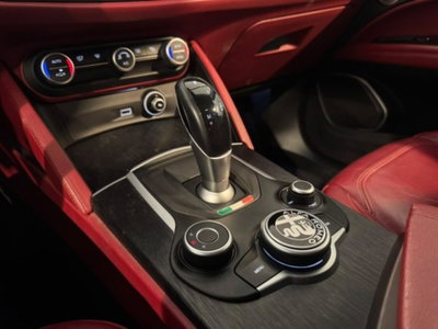 Alfa Romeo Stelvio 2.2 t Veloce Q4 210cv auto (14)
