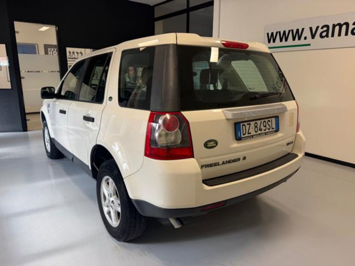 Land Rover Freelander 2.2 TD4 S.W. E (6)