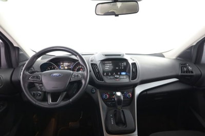 Ford Kuga 1.5 TDCI 120 CV S&S 2WD Powershift Titanium Business (4)