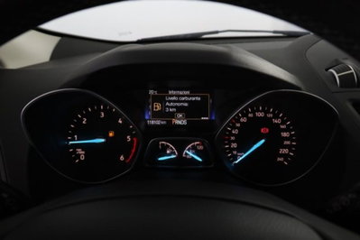 Ford Kuga 1.5 TDCI 120 CV S&S 2WD Powershift Titanium Business (7)