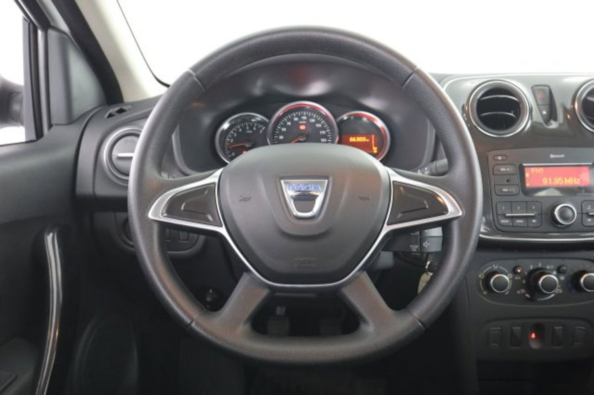 Dacia Logan MCV 1.0 SCe 12V 75CV (5)
