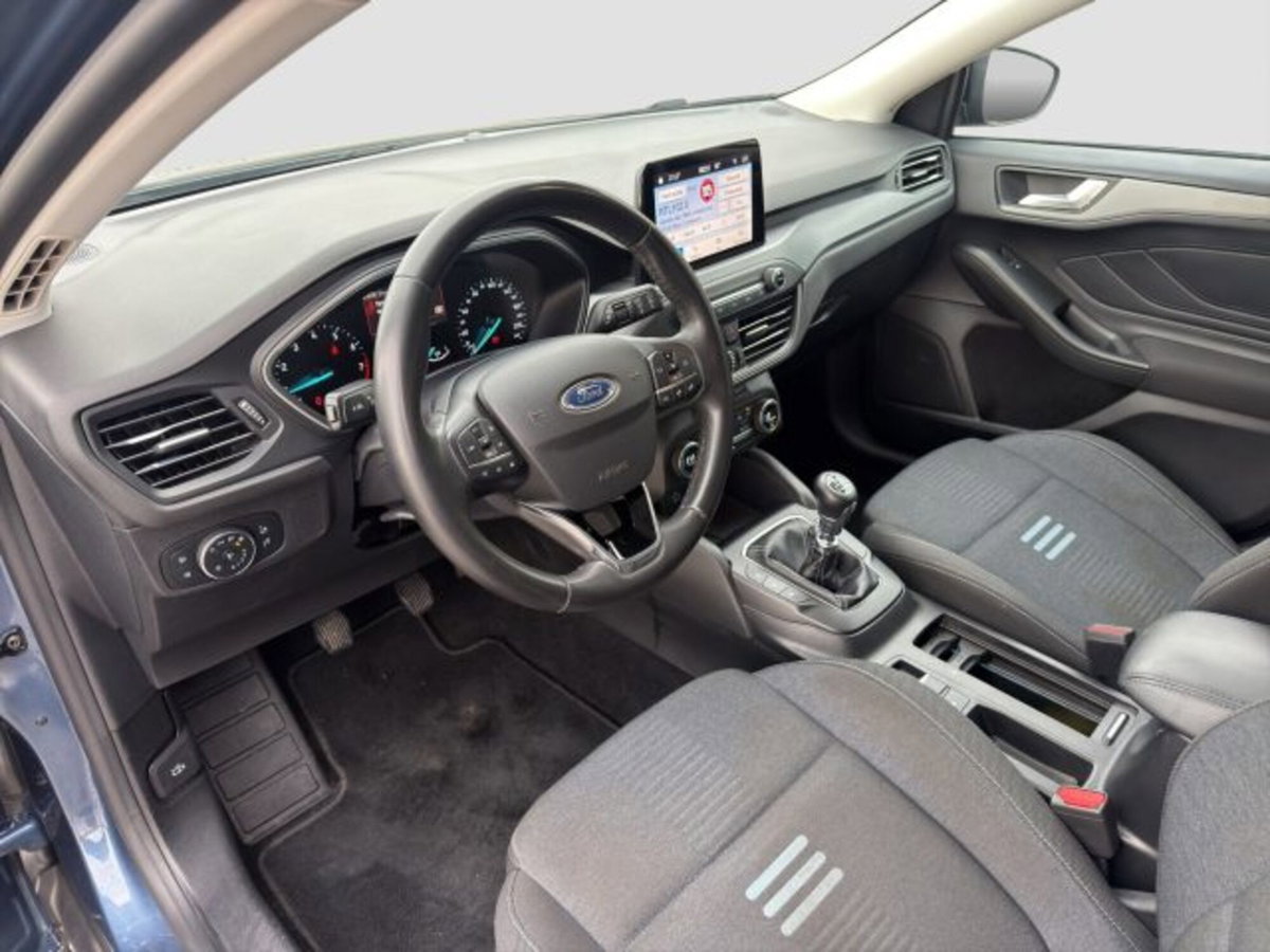 Ford Focus 1.0 EcoBoost Hybrid 125 CV Powershift 5p. Active Style (9)