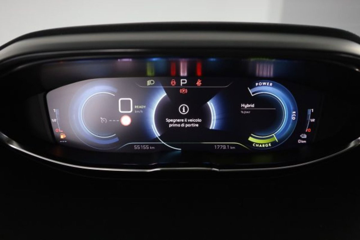 Peugeot 3008 Hybrid 225 e-EAT8 Allure (7)