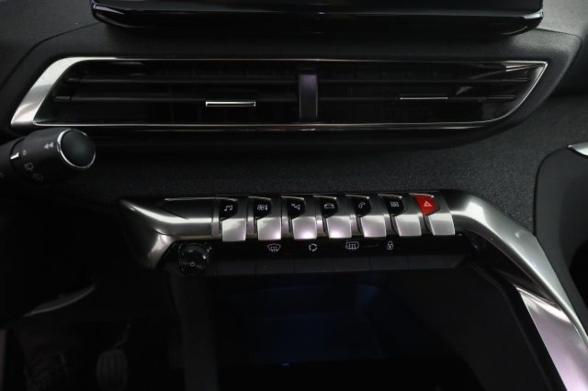 Peugeot 3008 PureTech Turbo 130 S&S Allure Pack (13)
