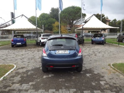 Lancia Ypsilon 1.0 FireFly 5 porte S&S Hybrid Ecochic A. Ferretti (8)
