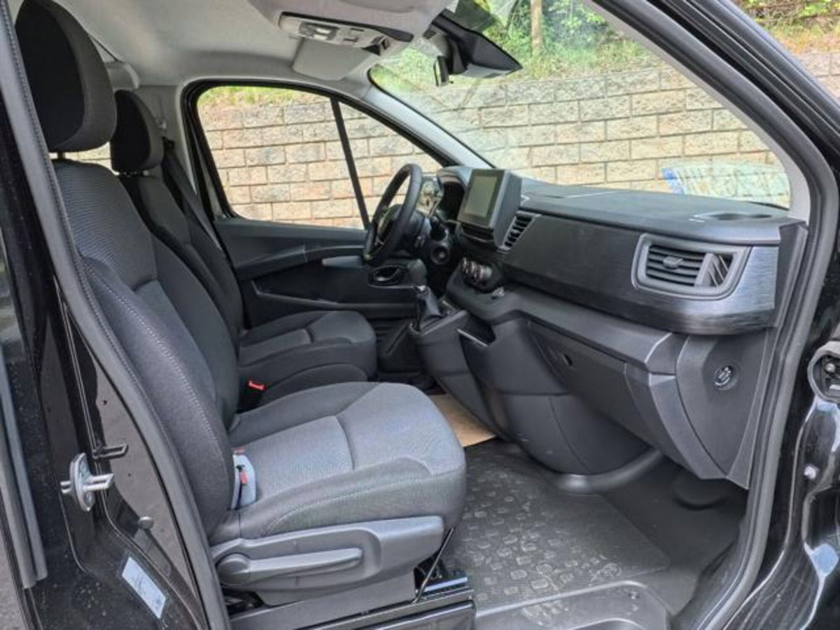 Renault Trafic Furgone BluedCi 150CV EDC PL-TN SpaceClass (8)
