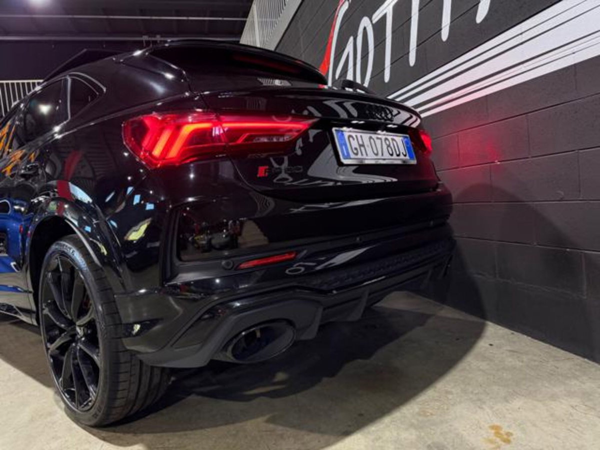 Audi RS Q3 Sportback 2.5 quattro s-tronic (9)