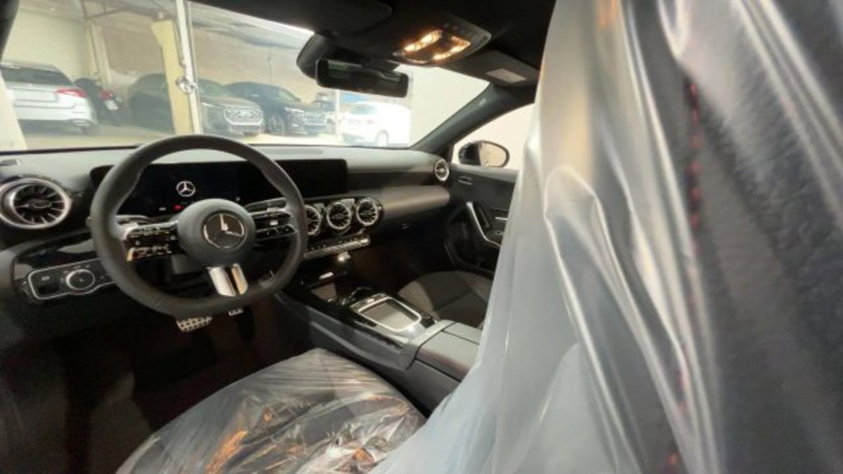 Mercedes-Benz CLA 200 d AMG Line Advanced Plus auto (12)