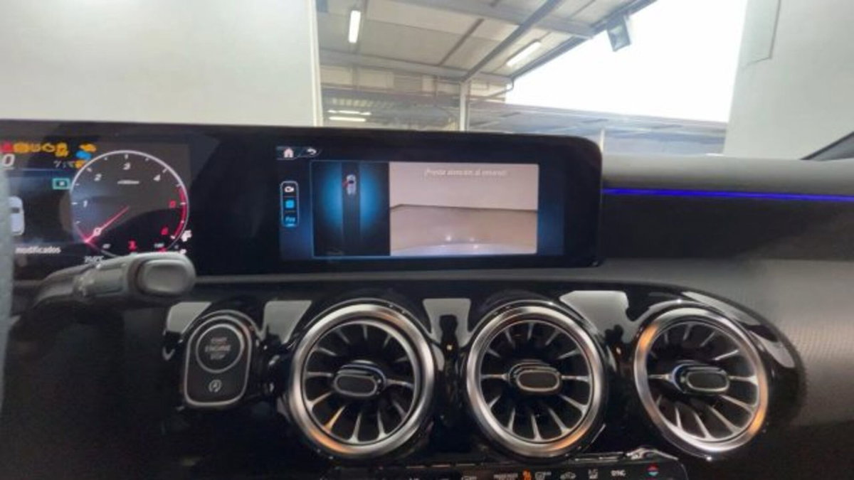 Mercedes-Benz CLA 200 d AMG Line Advanced Plus auto (15)