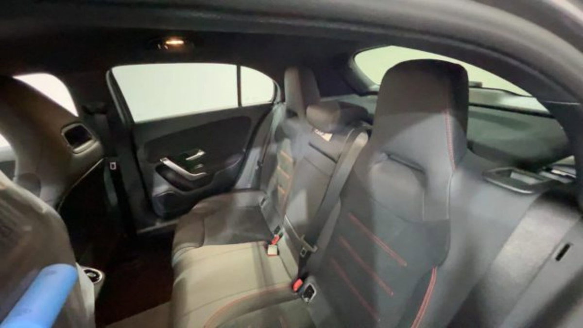Mercedes-Benz CLA 200 d AMG Line Advanced Plus auto (19)