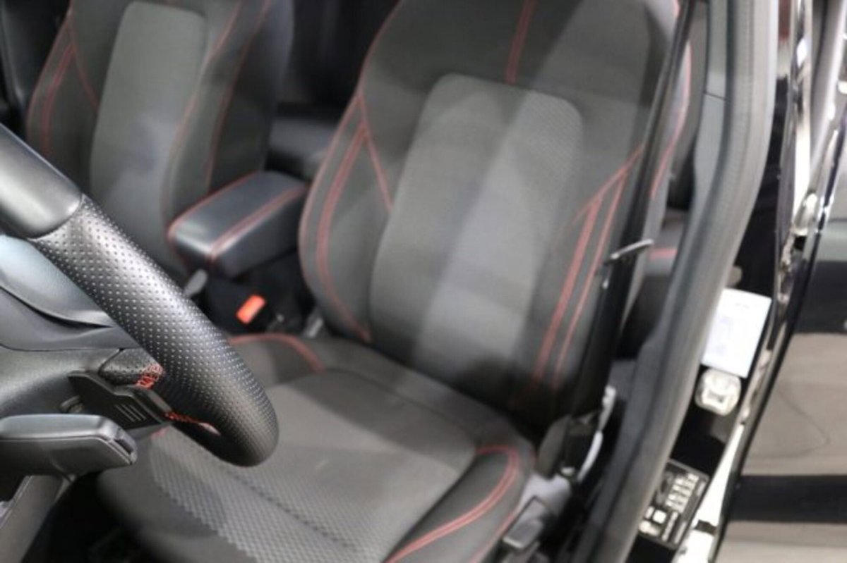 Ford Puma 1.0 EcoBoost Hybrid 125 CV S&S aut. ST-Line Design (10)