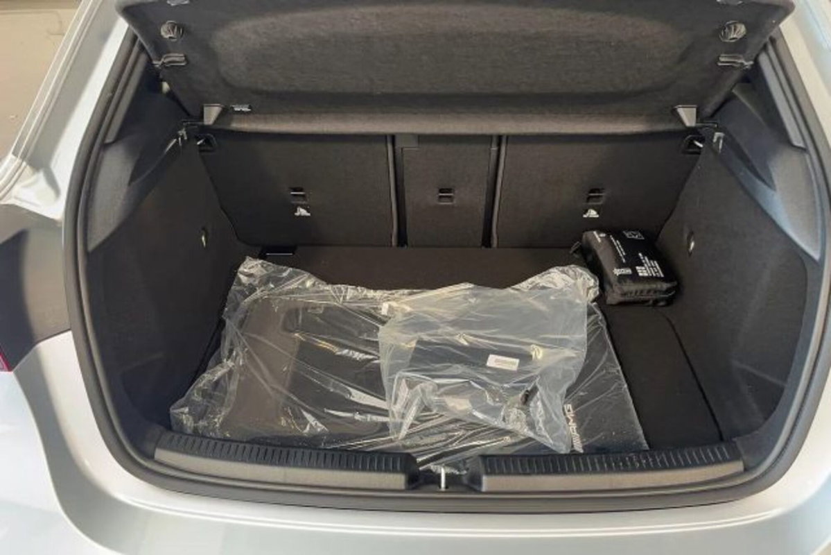 Mercedes-Benz CLA 200 d AMG Line Advanced Plus auto (8)