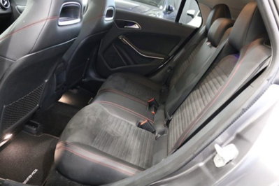 Mercedes-Benz CLA Shooting Brake 250 Premium (12)