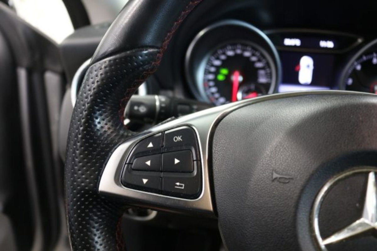 Mercedes-Benz CLA Shooting Brake 250 Premium (17)