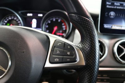 Mercedes-Benz CLA Shooting Brake 250 Premium (18)