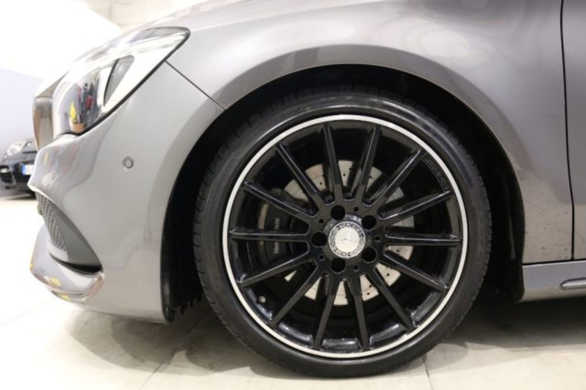 Mercedes-Benz CLA Shooting Brake 250 Premium (8)