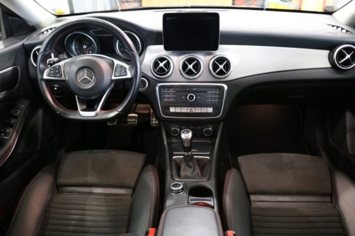 Mercedes-Benz CLA Shooting Brake 250 Premium (9)