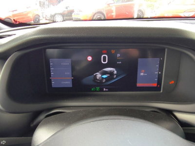 Jeep Avenger 1.2 turbo e-hybrid mhev Summit fwd 110cv edct6 (17)