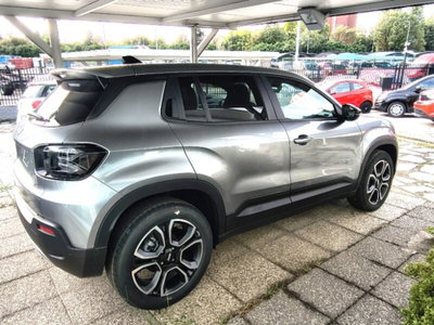 Jeep Avenger 1.2 turbo e-hybrid mhev Summit fwd 110cv edct6 (4)