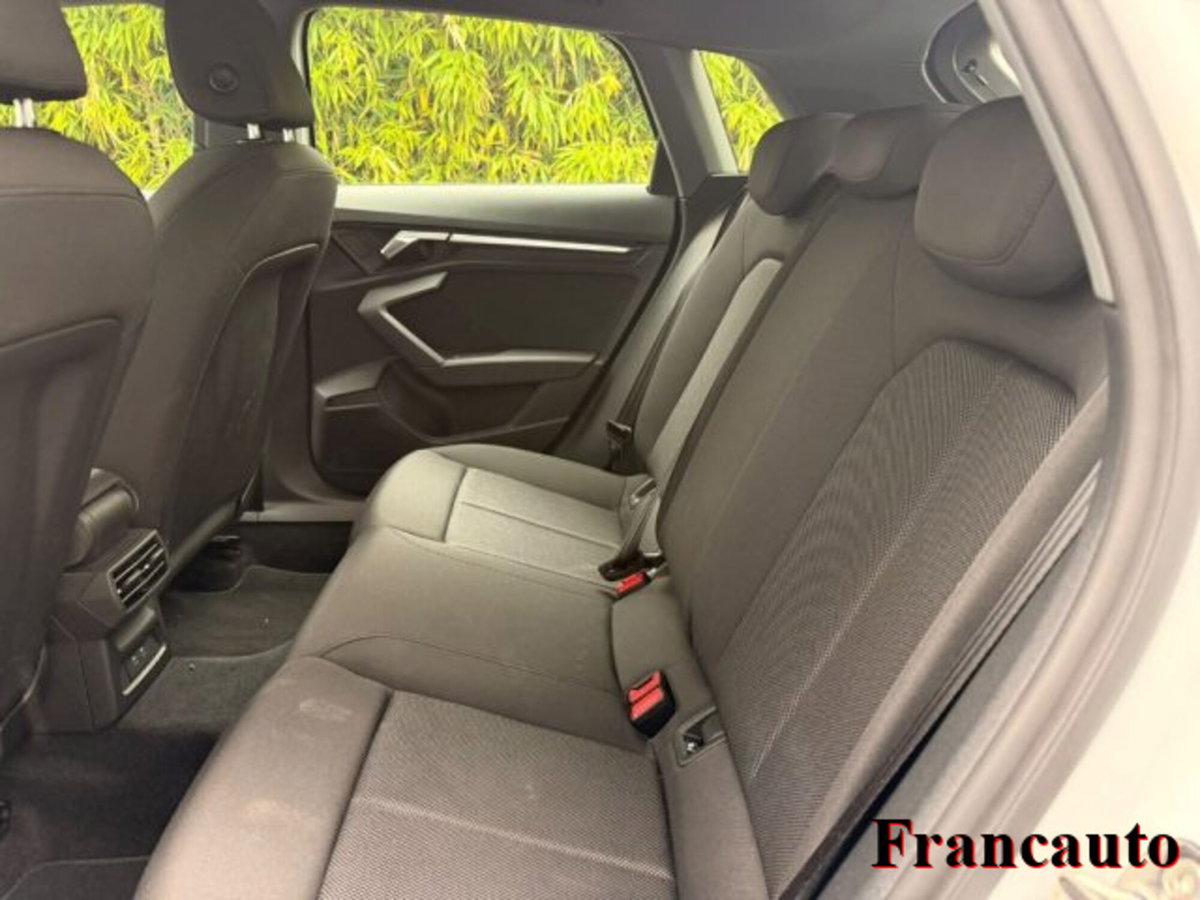 Audi A3 Sportback 30 TDI S tronic Business (11)