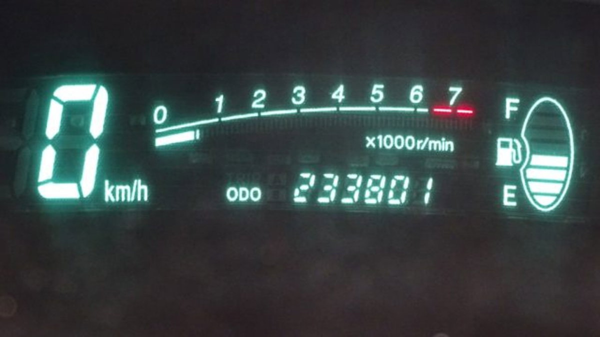 Toyota Yaris 16V cat 3 porte (16)