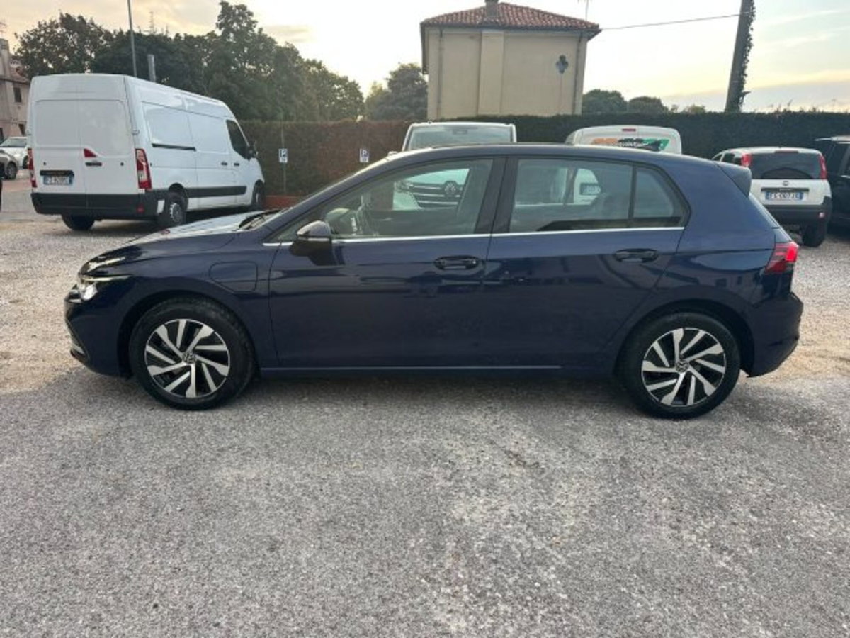 Volkswagen Golf 1.4 TSI eHYBRID 204 CV DSG Style (2)