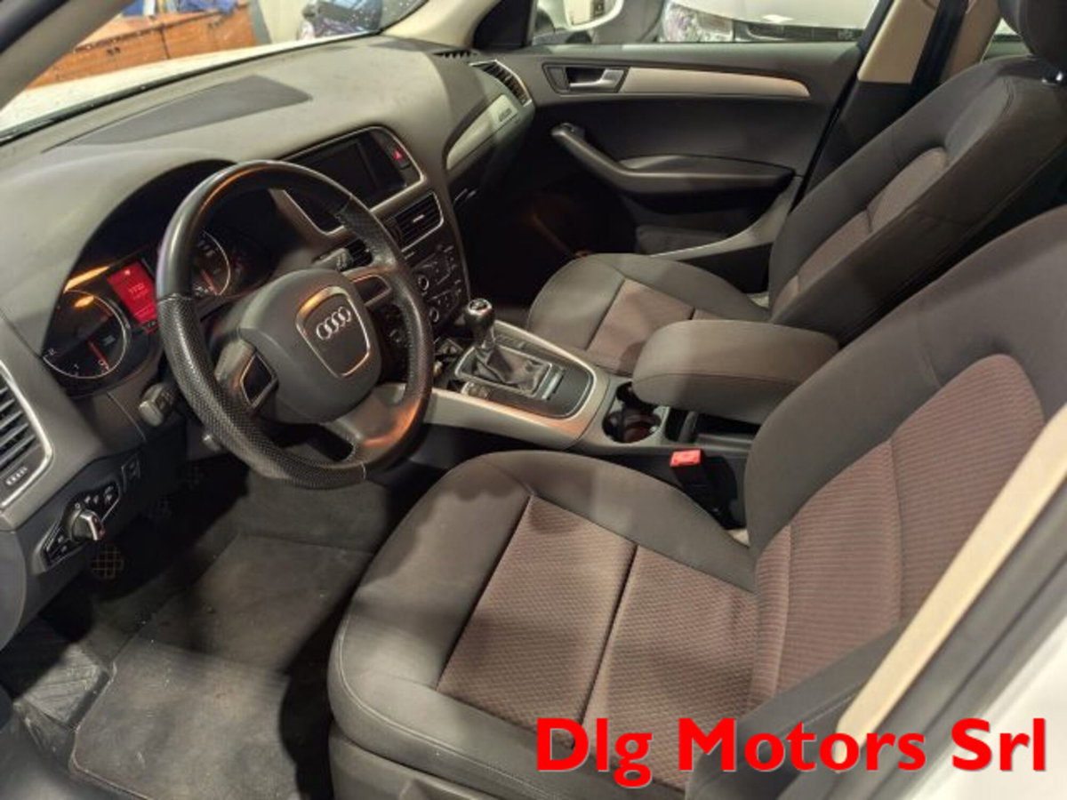 Audi Q5 2.0 TDI 143 CV quattro (13)