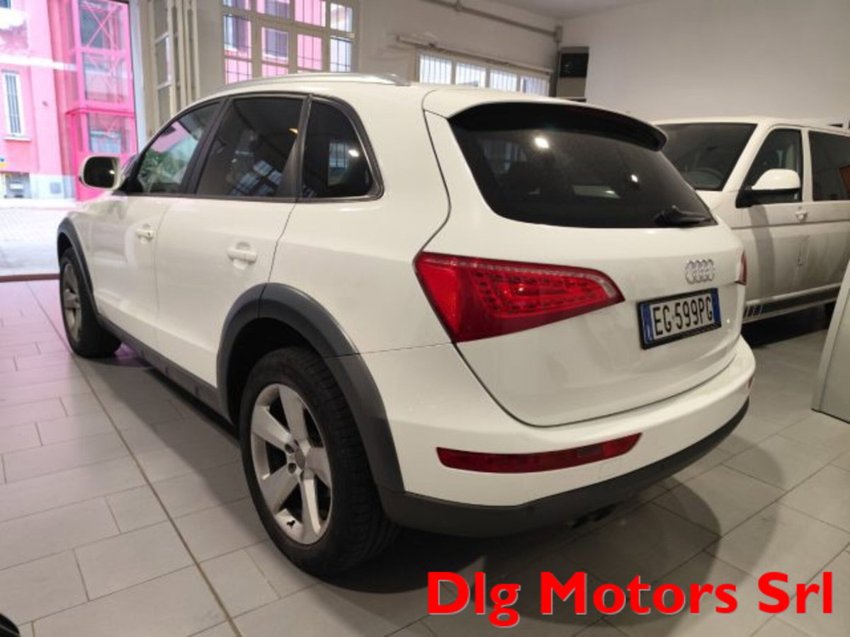 Audi Q5 2.0 TDI 143 CV quattro (6)